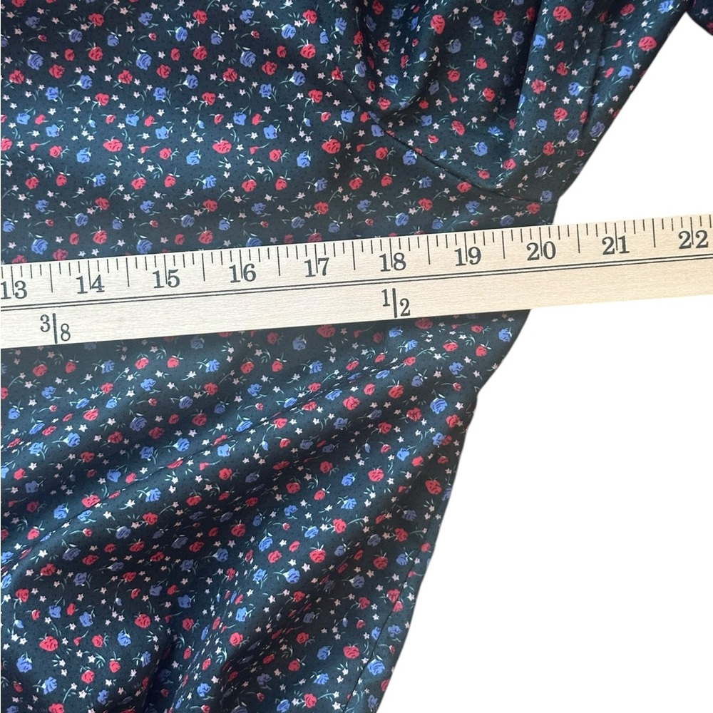 Jack + Avery Floral Blouson Top Women’s Medium - Picture 3 of 6